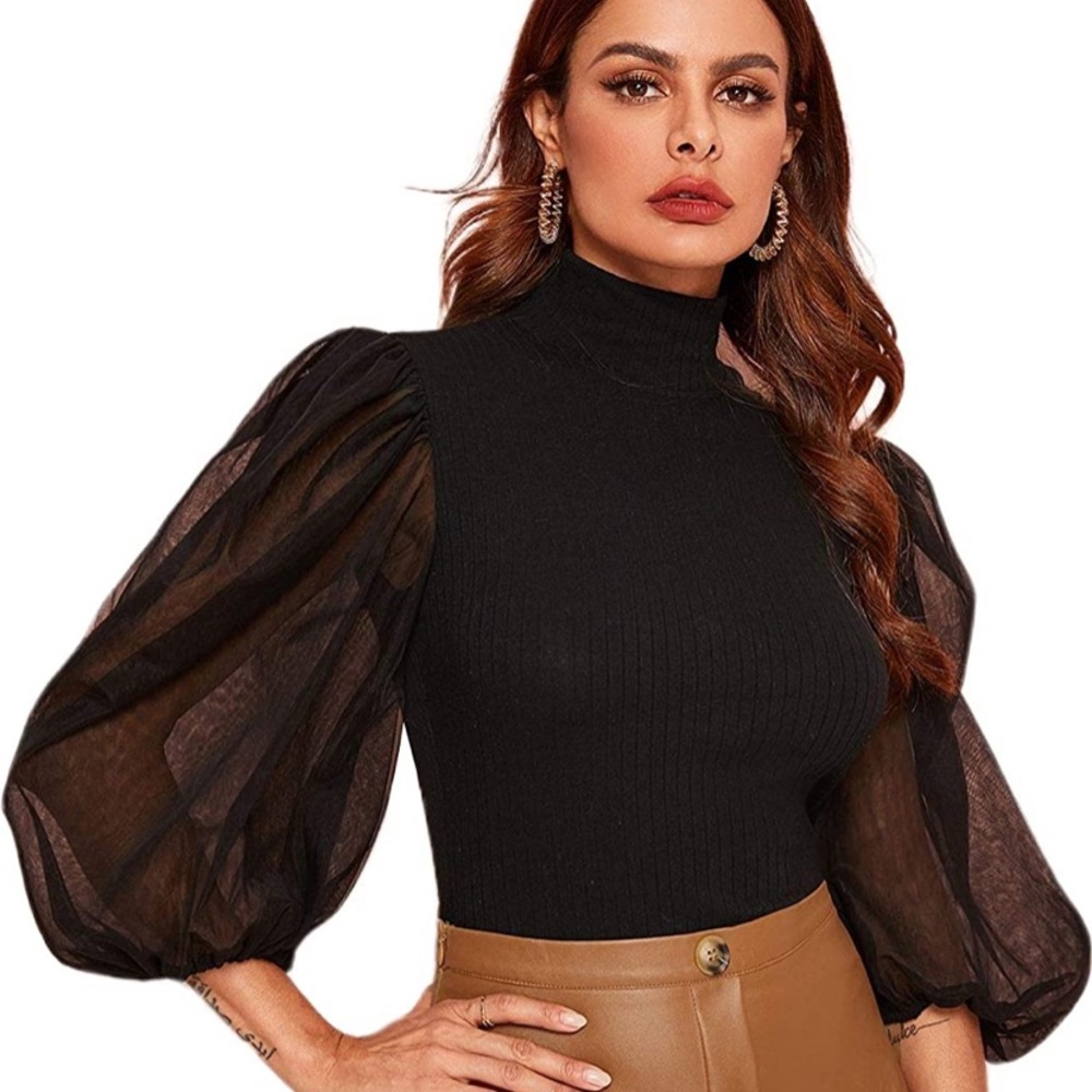 NWT black lantern sleeve top